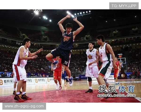 CBA足球运动员速写:以速写形式了解CBA球员与足球运动员的风采